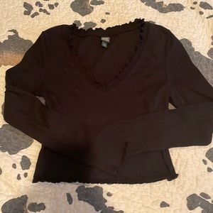 cute black crop long sleeve